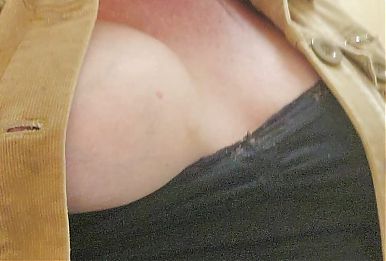 Horny Lady needed to beat her pussy up a bit in the work bathroom